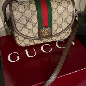 Gucci monogram mini Ophidia magnetic flap crossbody